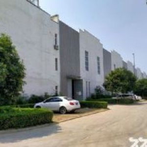 郑州市上街区科学大道高速口通航创业园4200平方厂房租售自由